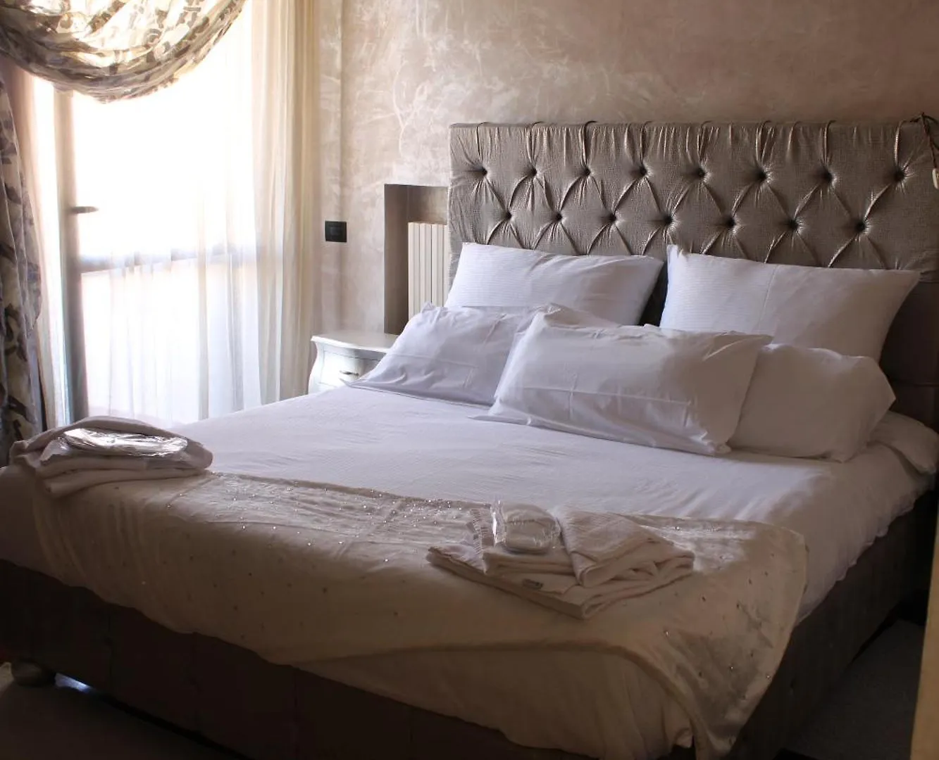 Villa Celine Dalmine Homestay