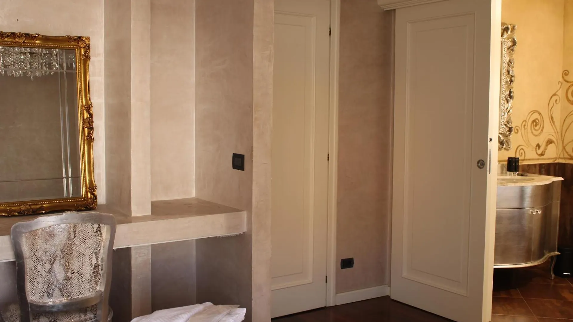 Homestay Villa Celine Dalmine