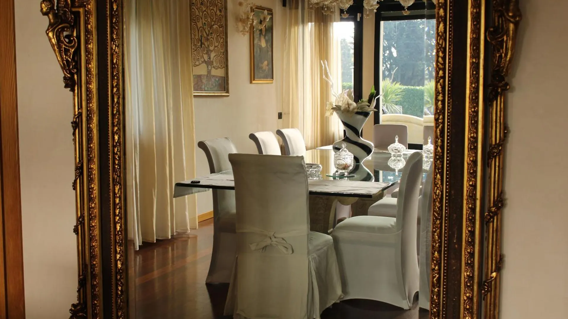 Villa Celine Dalmine 0*,