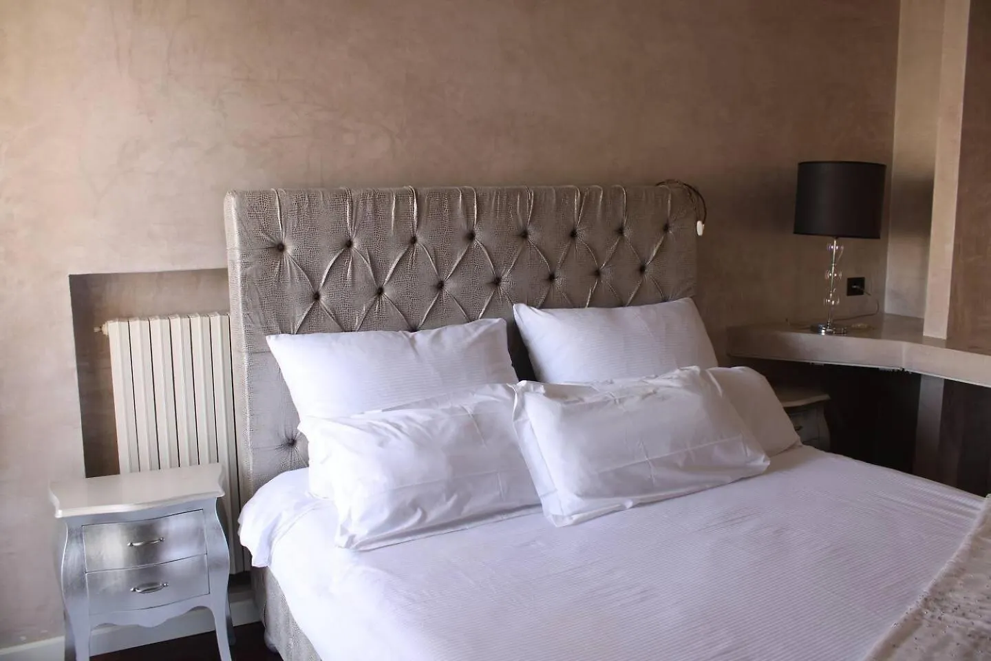 Homestay Villa Celine Dalmine Italy