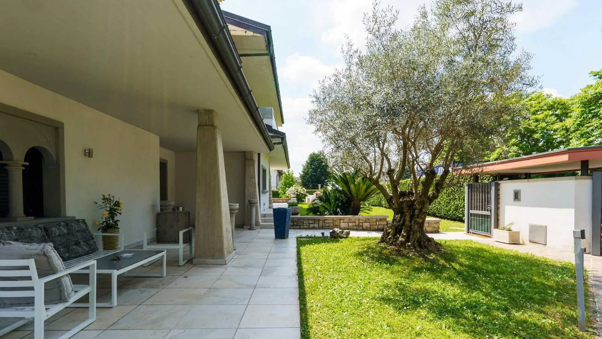 Villa Celine Dalmine 0*,