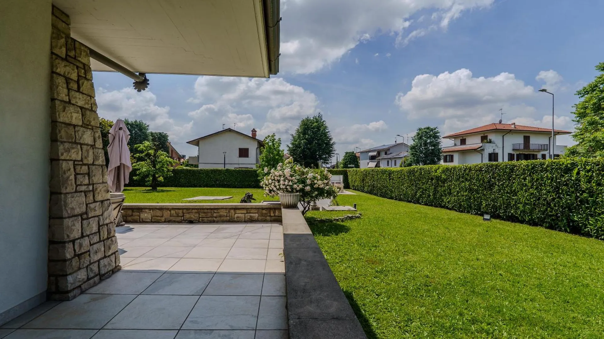 Homestay Villa Celine Dalmine
