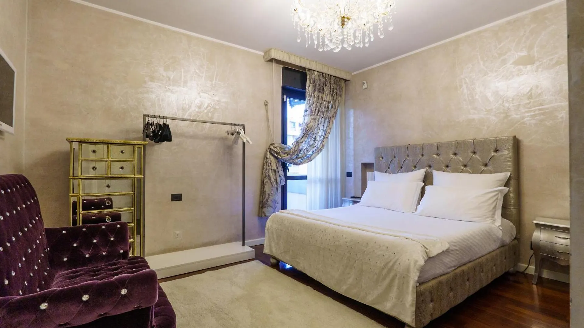 Homestay Villa Celine Dalmine Italy