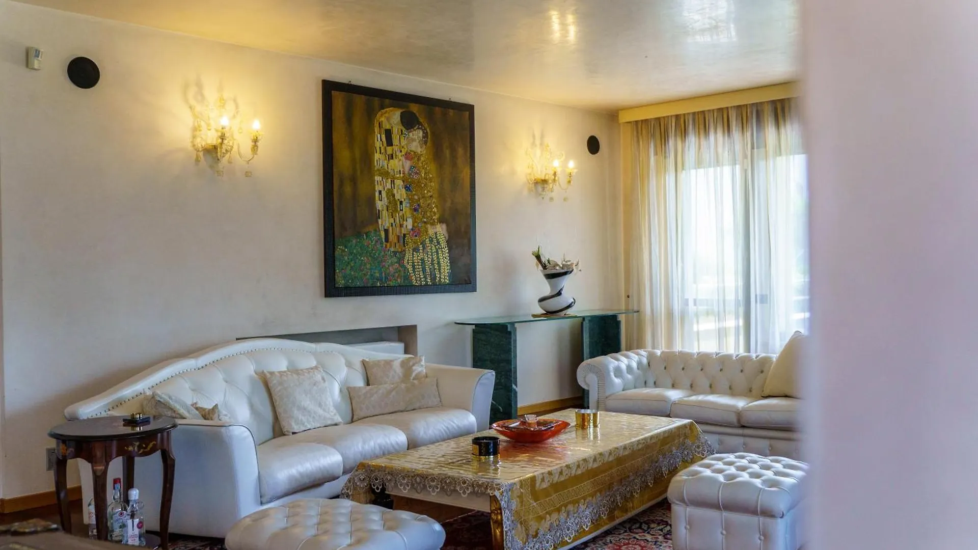 Homestay Villa Celine Dalmine Italy